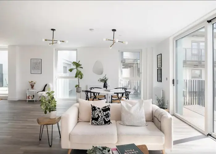 Scandi Style Flat In London With Private Terrace
