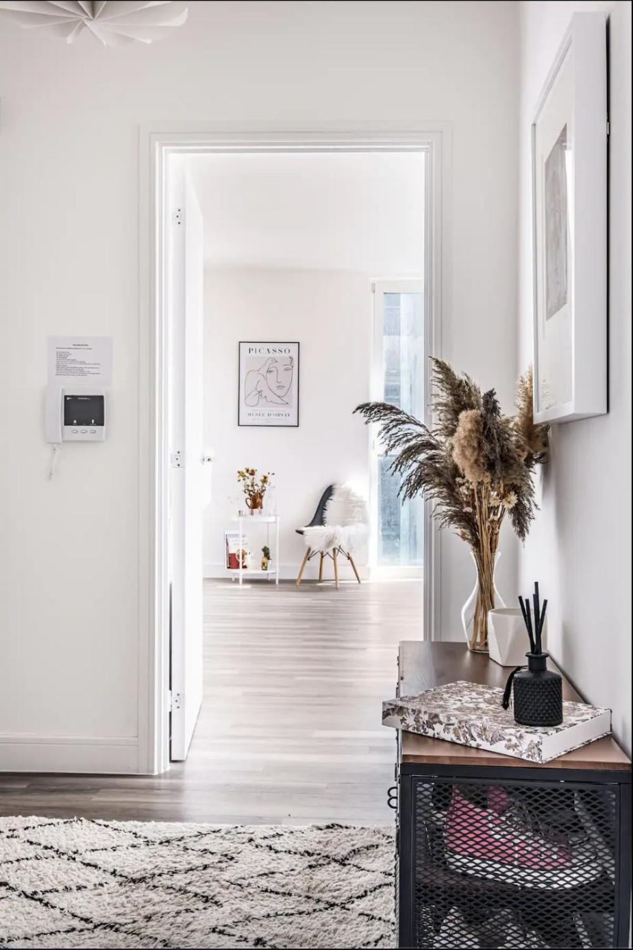 Scandi Style Flat In With Private Terrace Appartamento