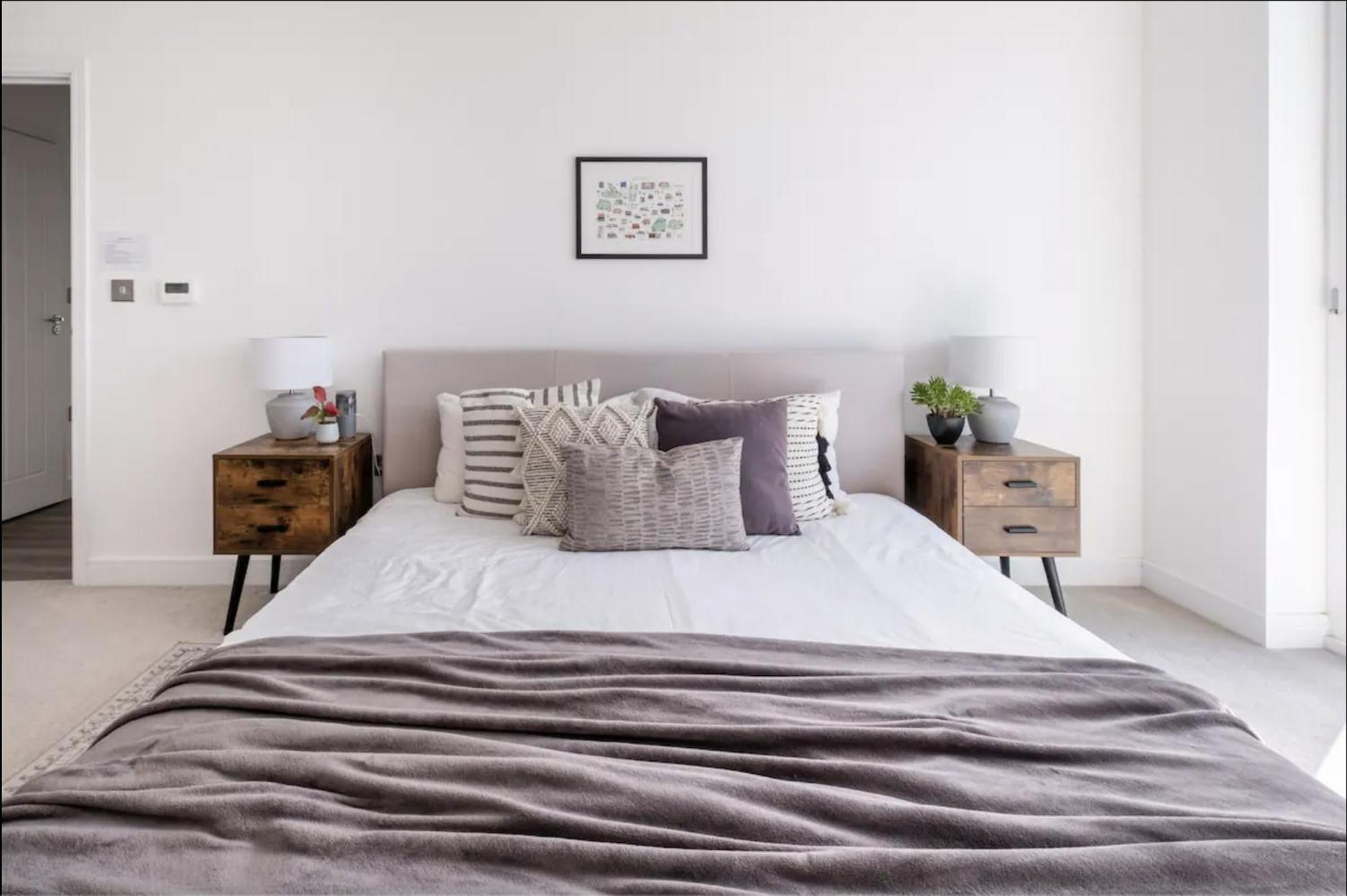 Scandi Style Flat In With Private Terrace *