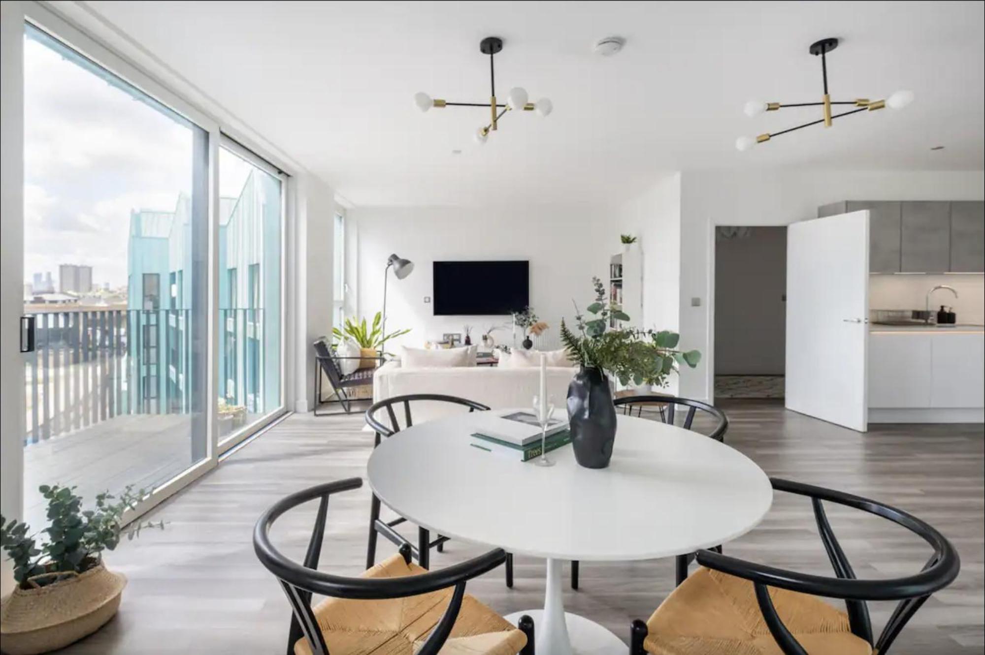 Scandi Style Flat In With Private Terrace Londra